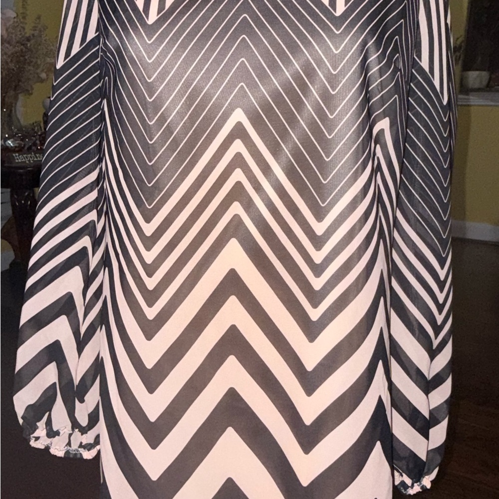 Vintage B. Darlin Black and Blush Pink Chevron Dress